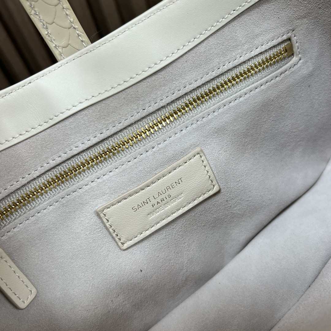 Y*L LE 5 À 7 IN CROCODILE-EMBOSSED LEATHER white 9 X 6.3 X 2.5 INCHES