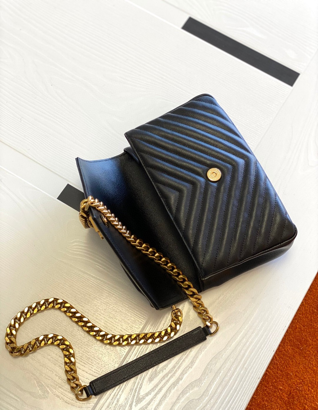 Y*L COLLEGE MEDIUM IN QUILTED LEATHER BLACK 9.4 X 6.6 X 2.5 INCHES