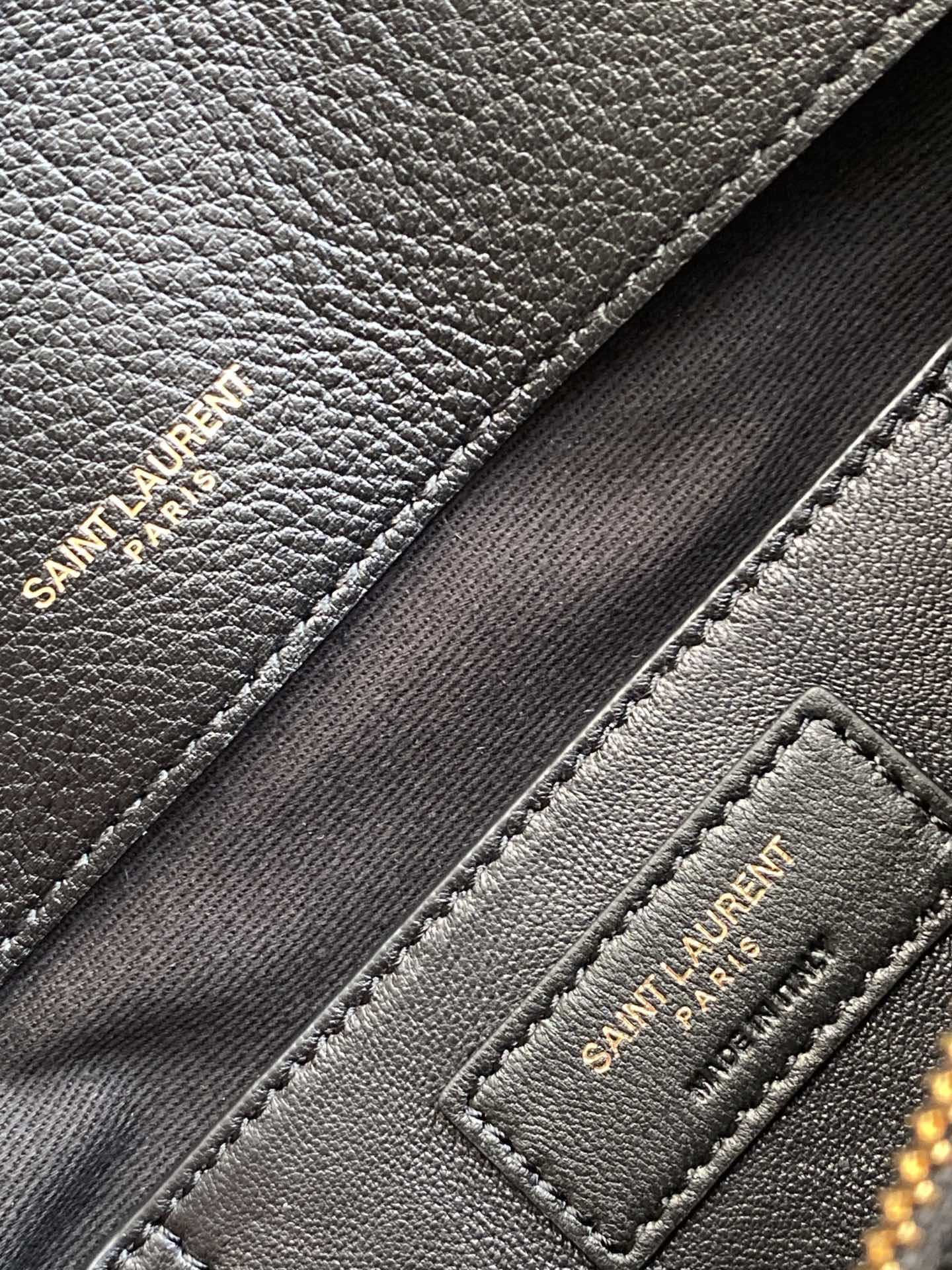 Y*L COLLEGE LARGE IN QUILTED LEATHER BLACK GOLD 32X21X8 CM