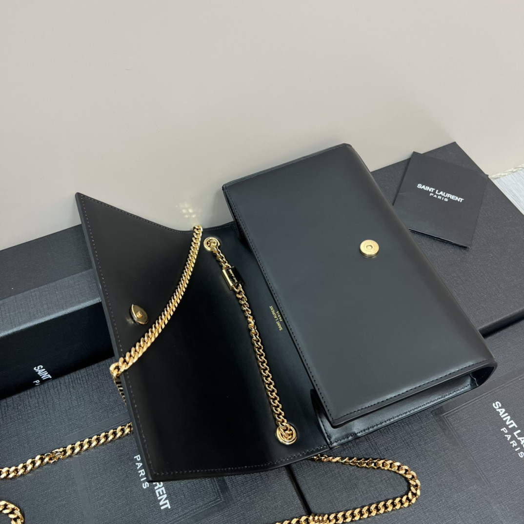 Y*L KATE MEDIUM IN SMOOTH LEATHER BLACK 9.4 X 5.7 X 2.1 INCHES