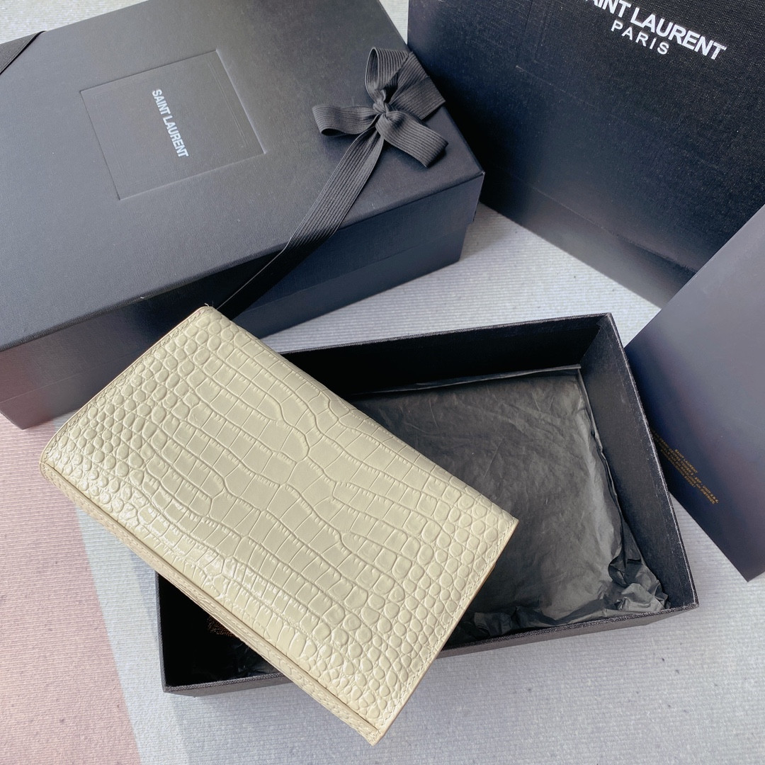 Y*L KATE MEDIUM TASSEL IN CROCODILE-EMBOSSED LEATHER WHITE 9.4 X 5.7 X 2.1 INCHES