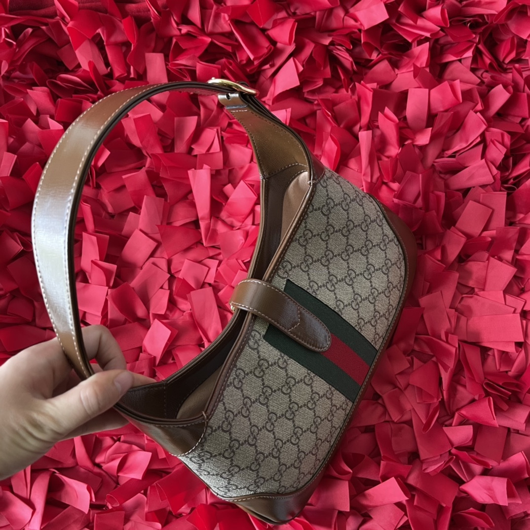 G*u*i JACKIE SMALL SHOULDER BAG 10.8"W x 7.5"H x 1.6"D