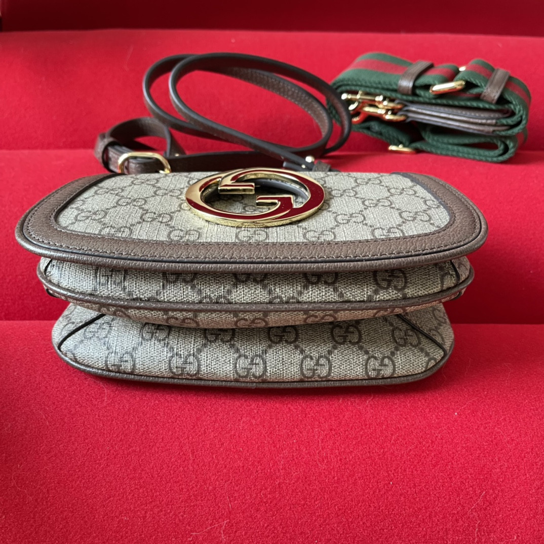 G*u*i BLONDIE MINI BAG Beige and ebony 8.7"W x 5.1"H x 2.2"D