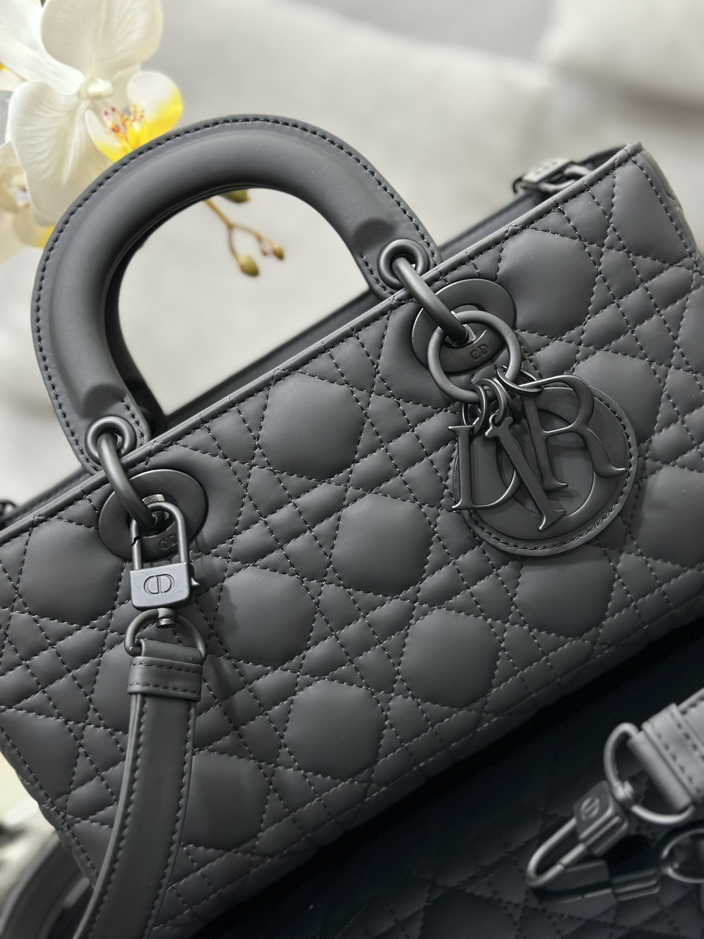 D*0r Lady D-Joy bag medium Gray 26 x 13.5 x 5 cm