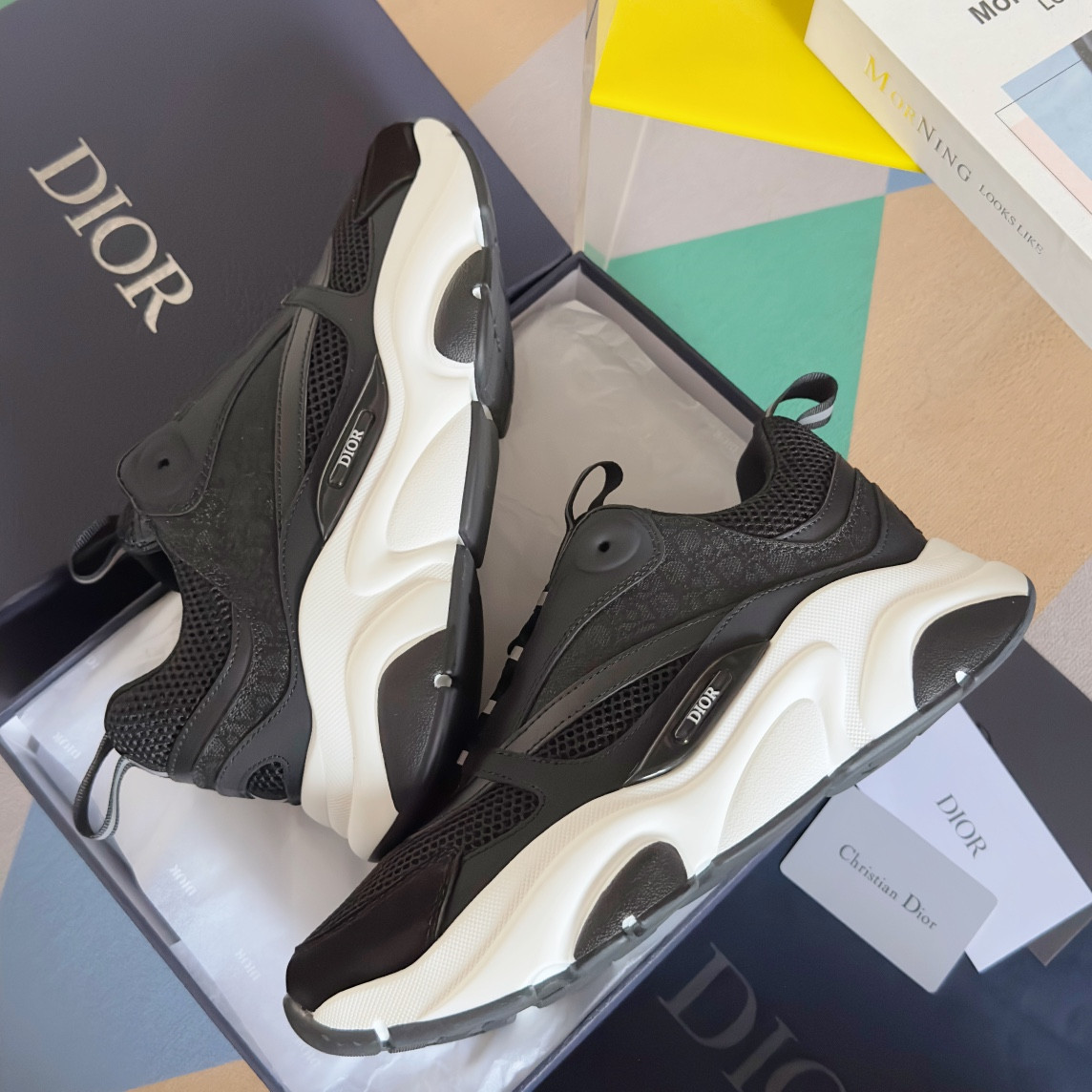 UA D*0r B22 black Sneaker