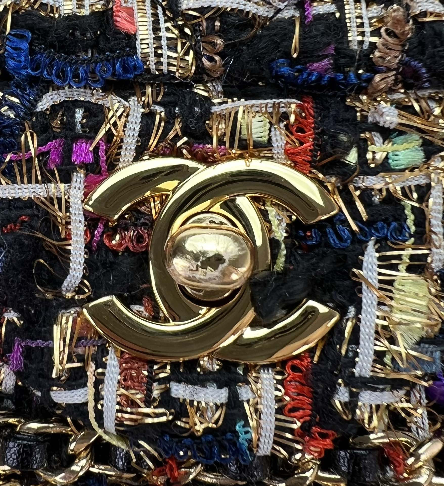 Ch*el CLASSIC 11.12 HANDBAG Tweed & Gold-Tone Metal   6 × 9.9 × 2.5 in