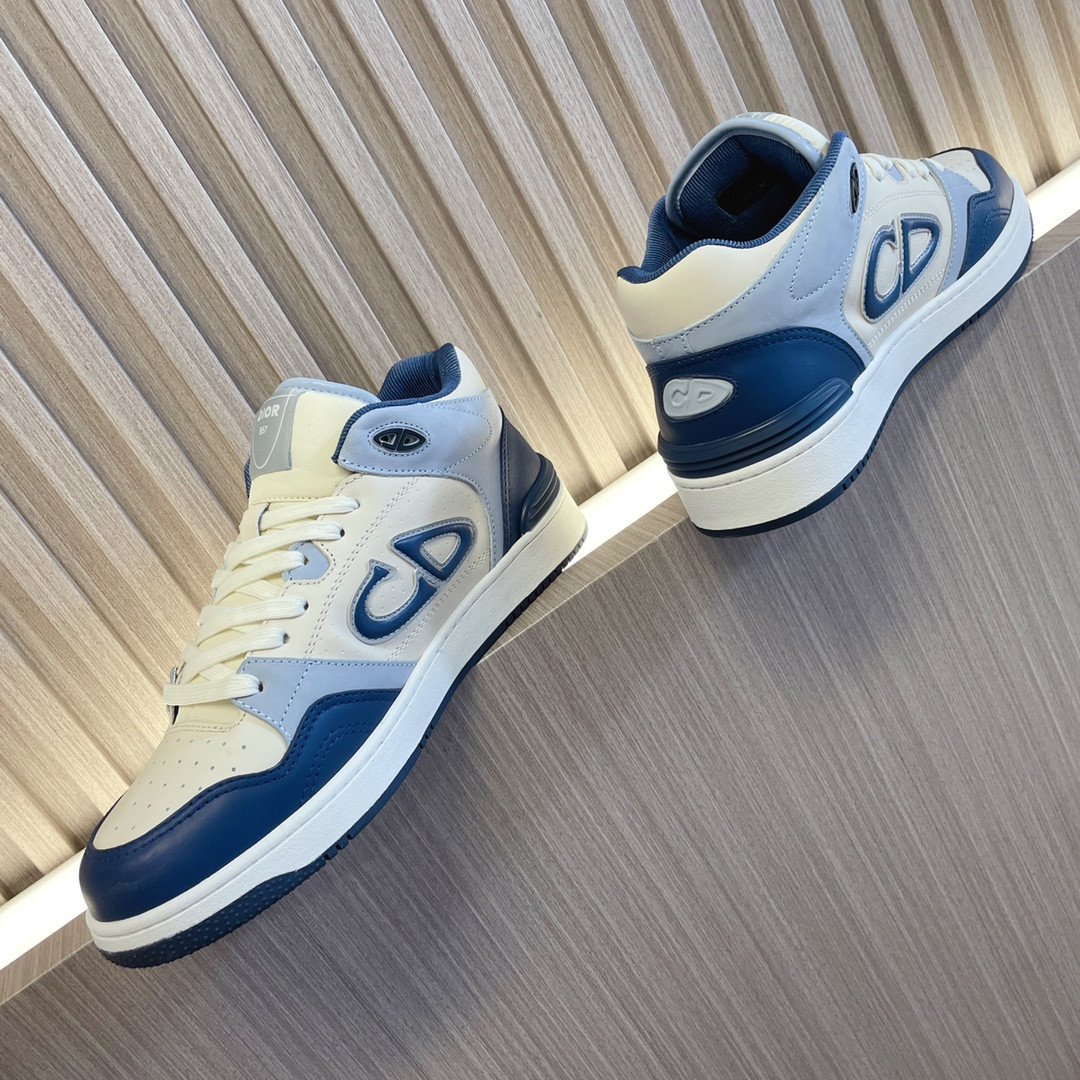 UA D*0r B57 Mid-Top Sneaker