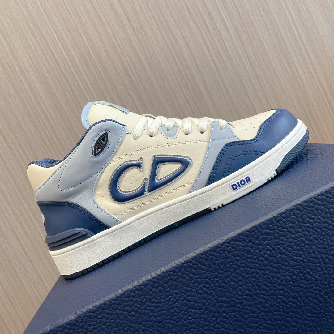 UA D*0r B57 Mid-Top Sneaker