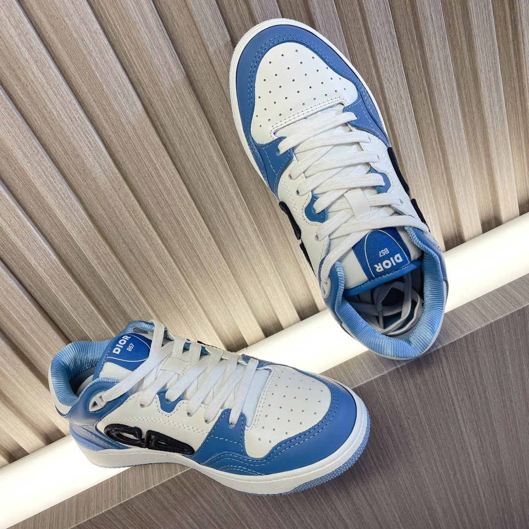 UA D*0r B57 Low-Top Sneaker Light Blue and White