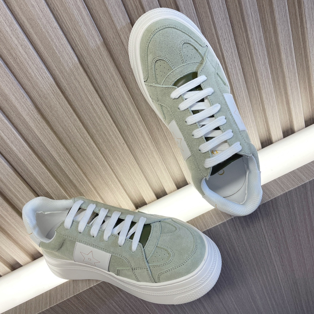 UA D*0r Star Platform Sneaker