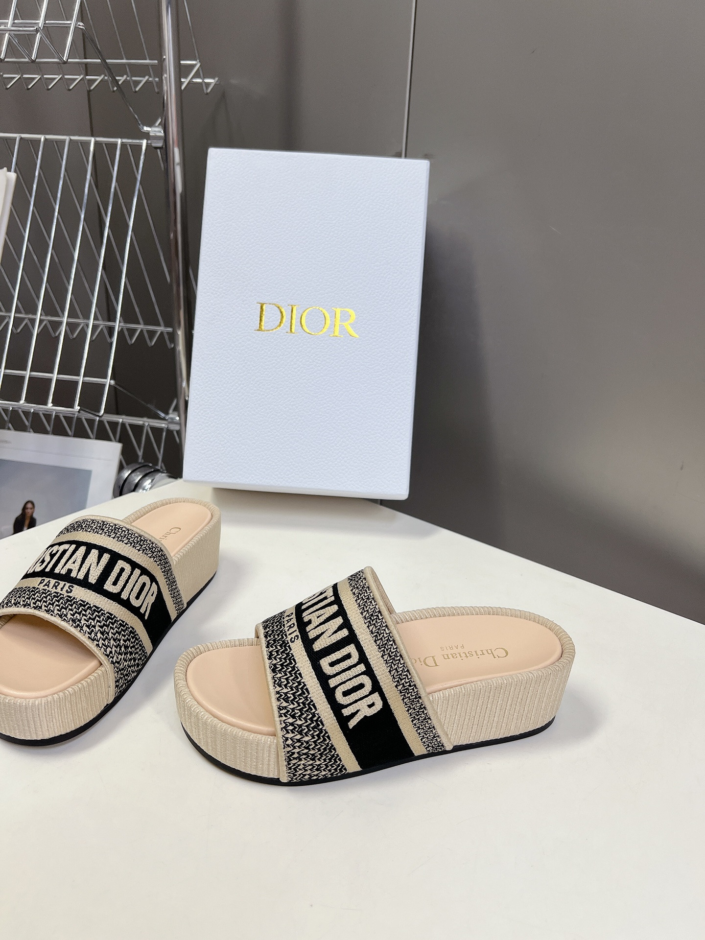 UA D*0r Platform Sandals