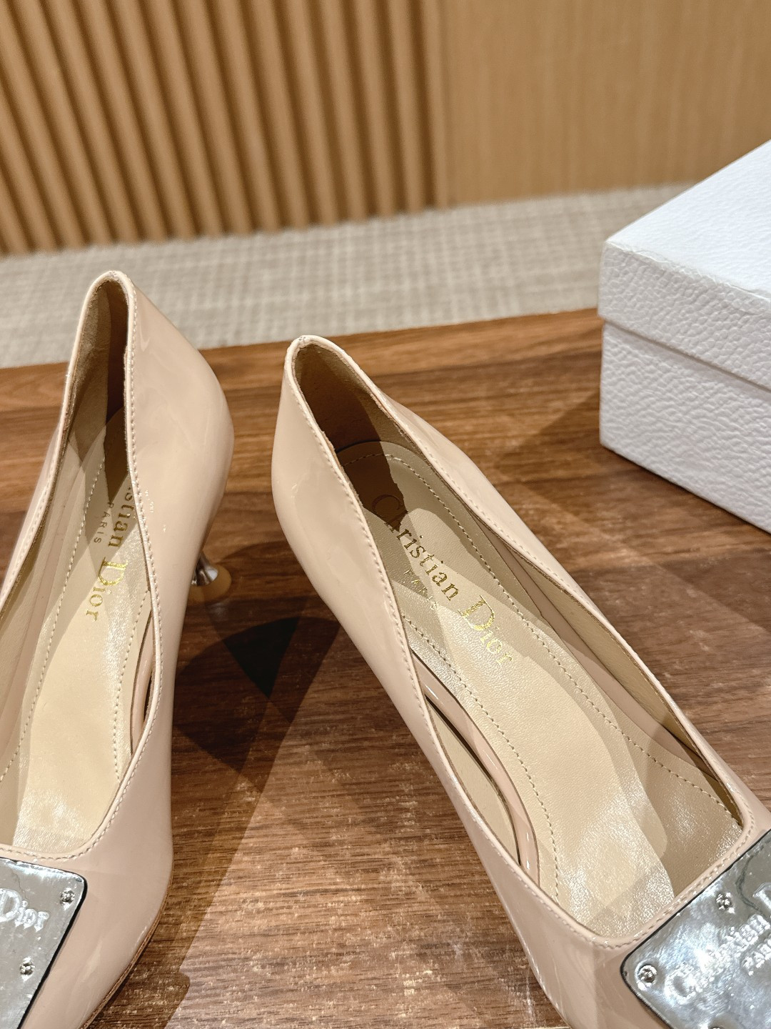 UA Ch**an D*0r La Parusienne Pump