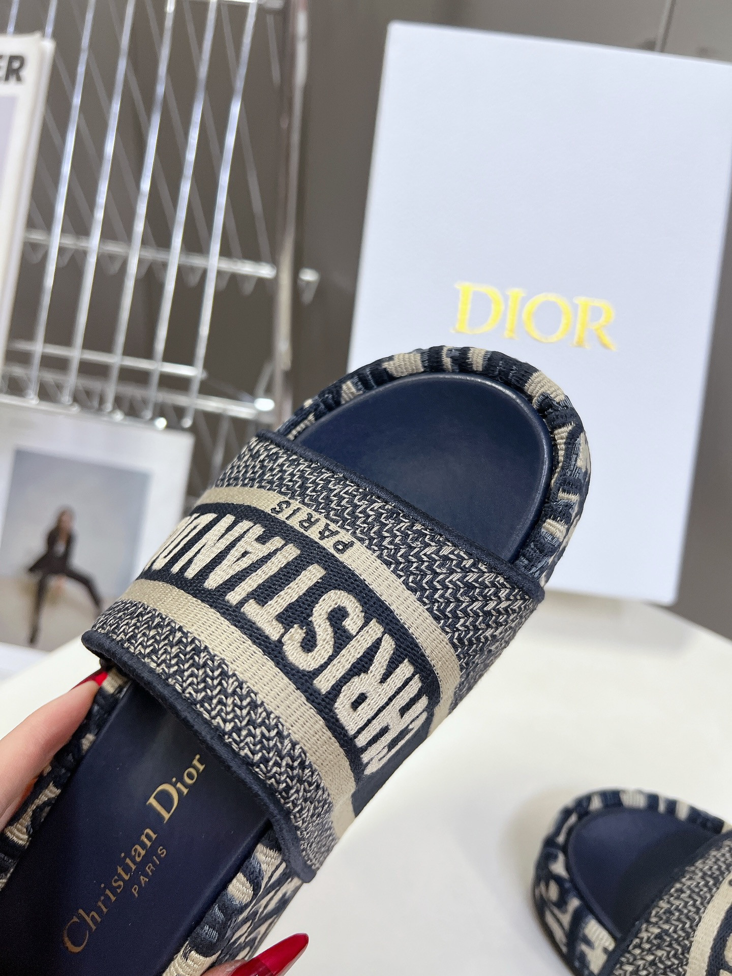 UA D*0r Platform Sandals