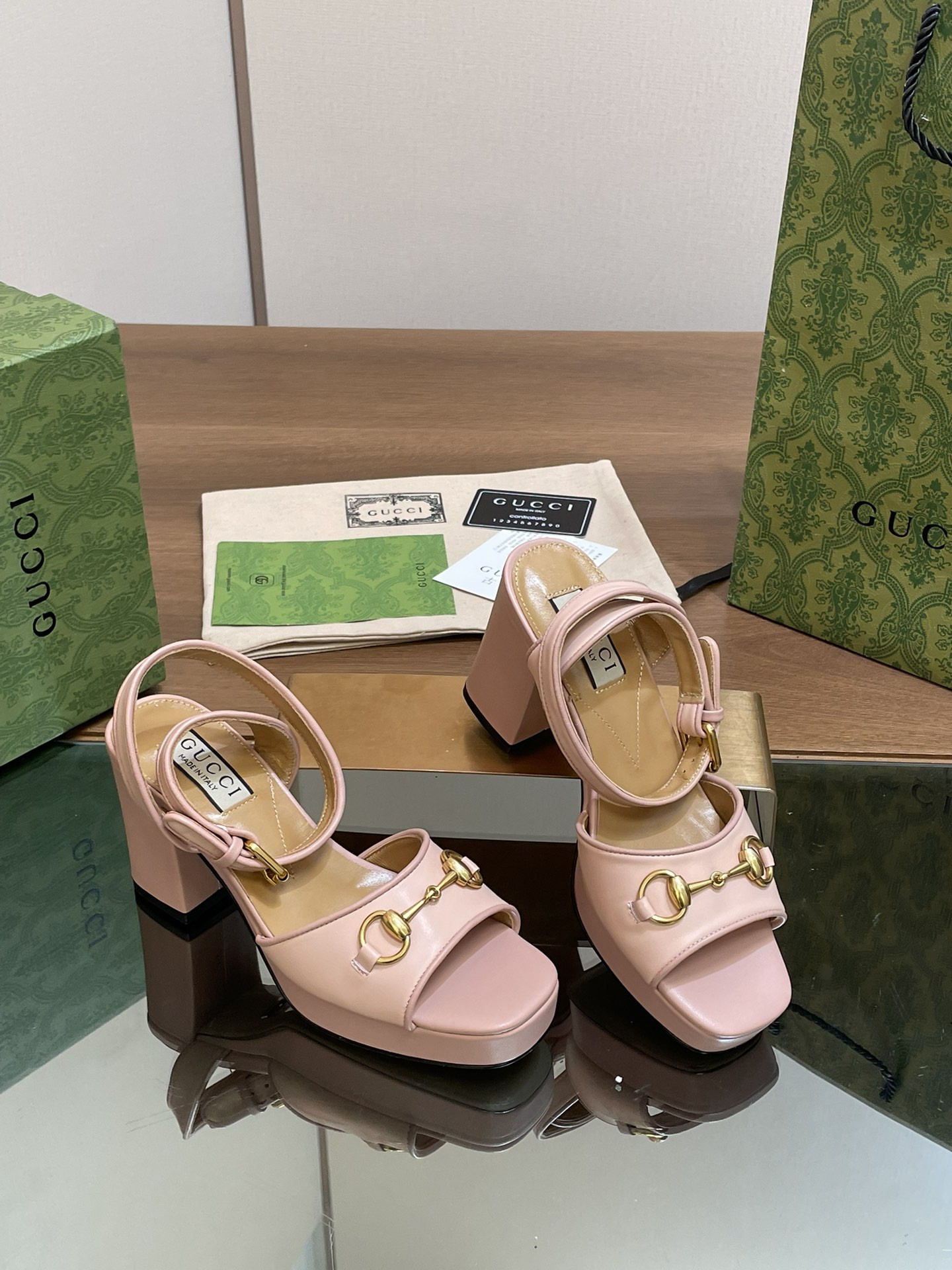 UA G*u*i HORSEBIT PLATFORM SANDAL