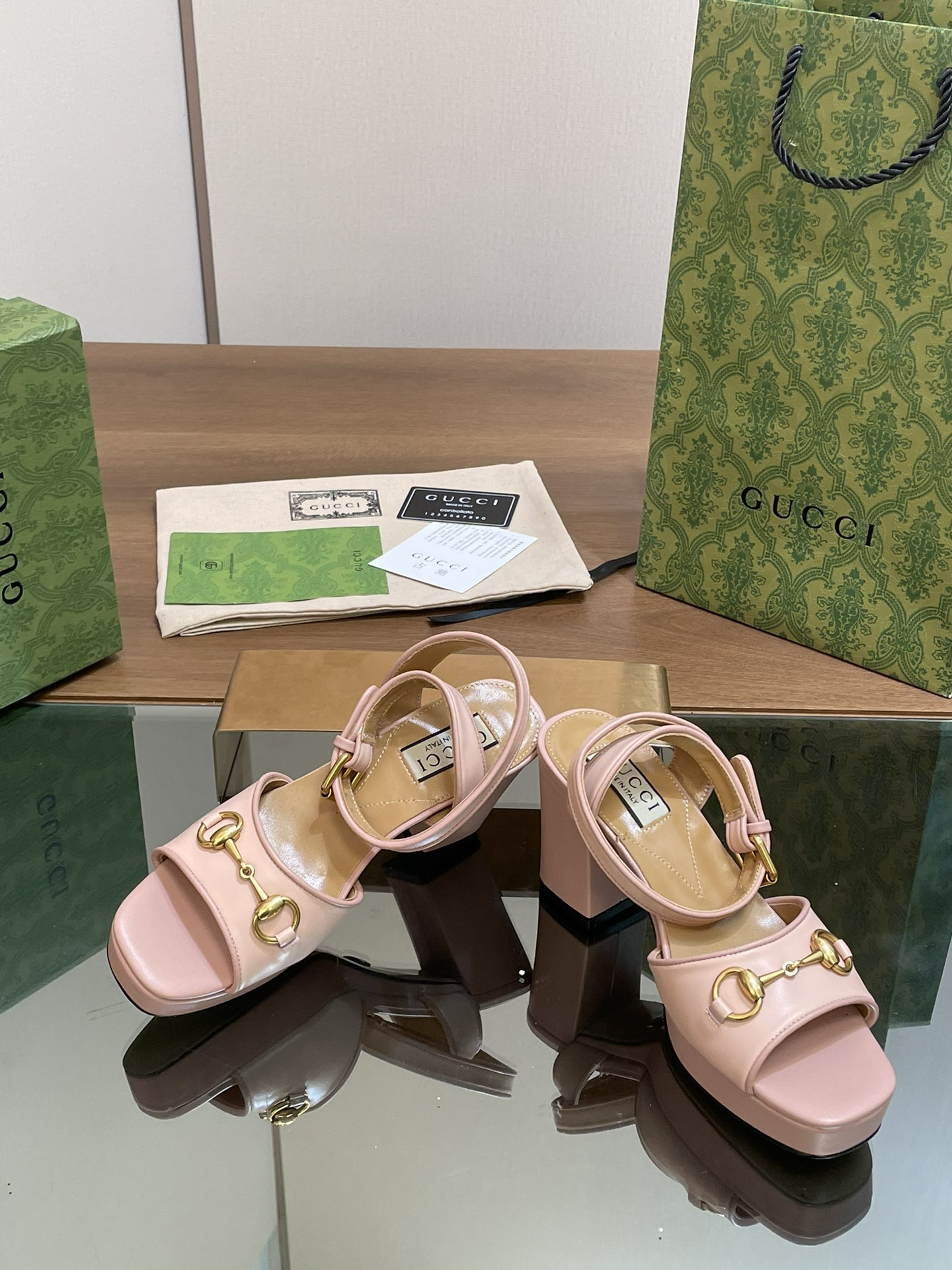 UA G*u*i HORSEBIT PLATFORM SANDAL