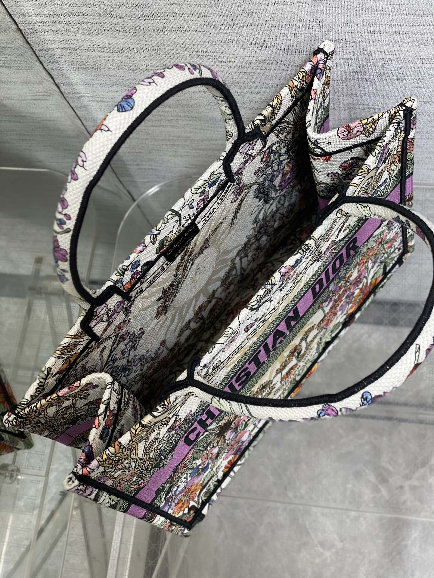 Medium D*0r Book Tote  Ecru Multicolor 36 x 27.5 x 16.5 cm