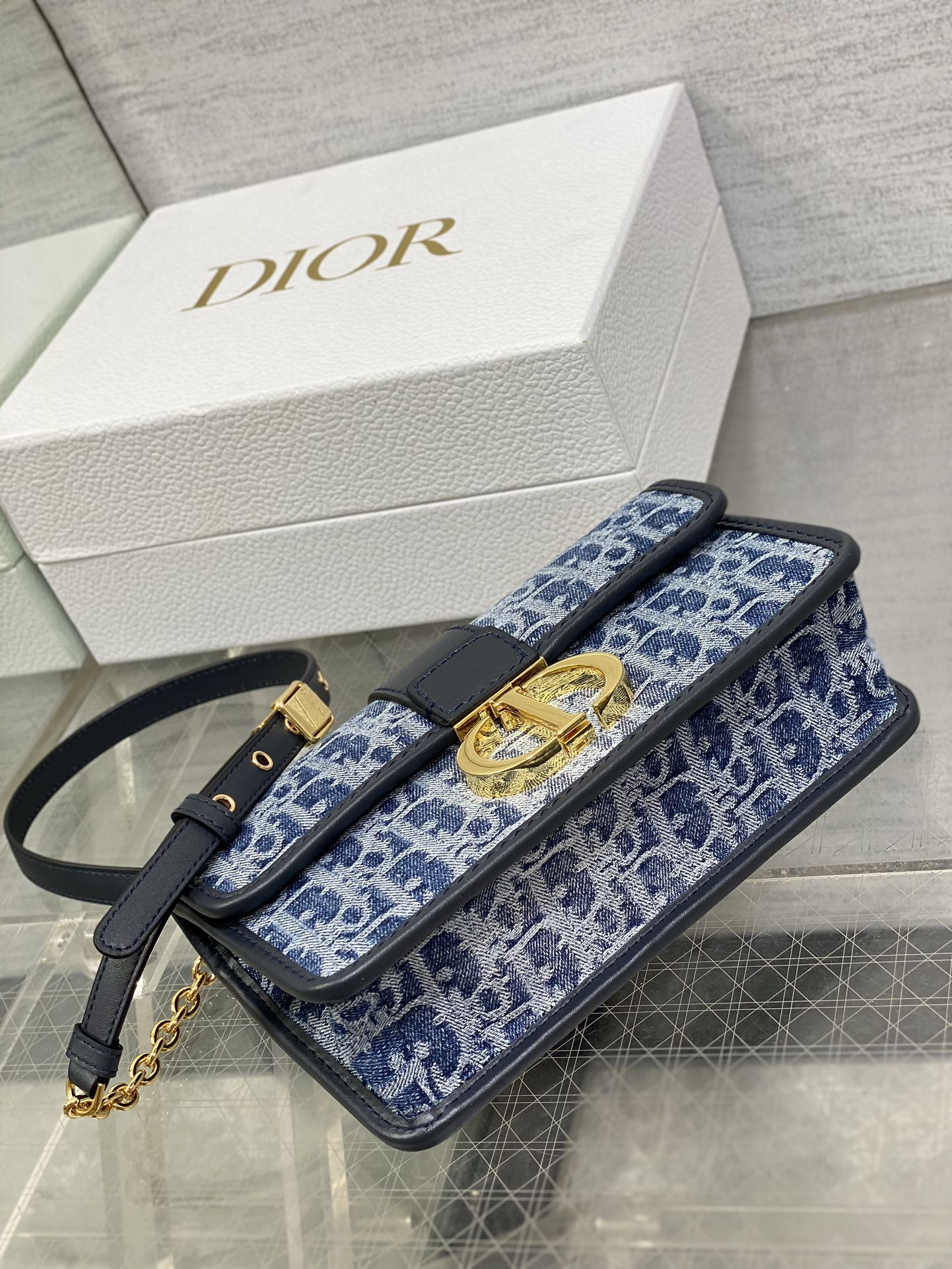 D*0r 30 Montaigne East-West Bag with Chain Blue Denim D*0r Oblique Jacquard  21 x 12 x 6 cm