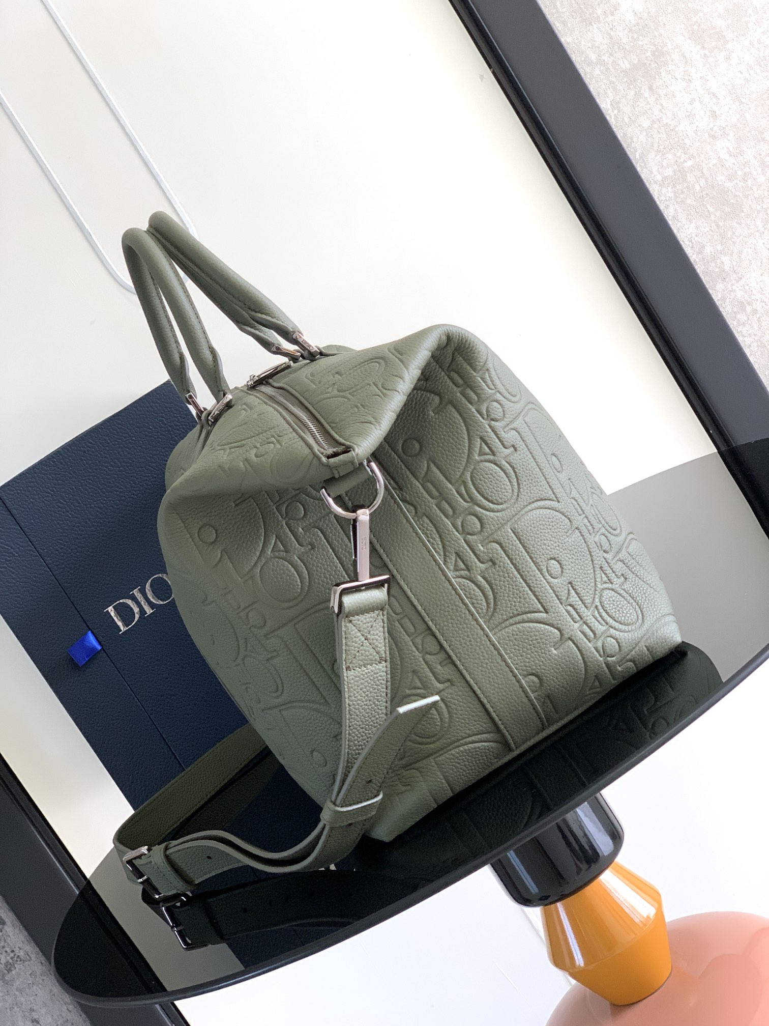 D*0r Weekender 40 Khaki D*0r Gravity Leather and Khaki Grained Calfskin 57.5 x 34.5 x 22 cm