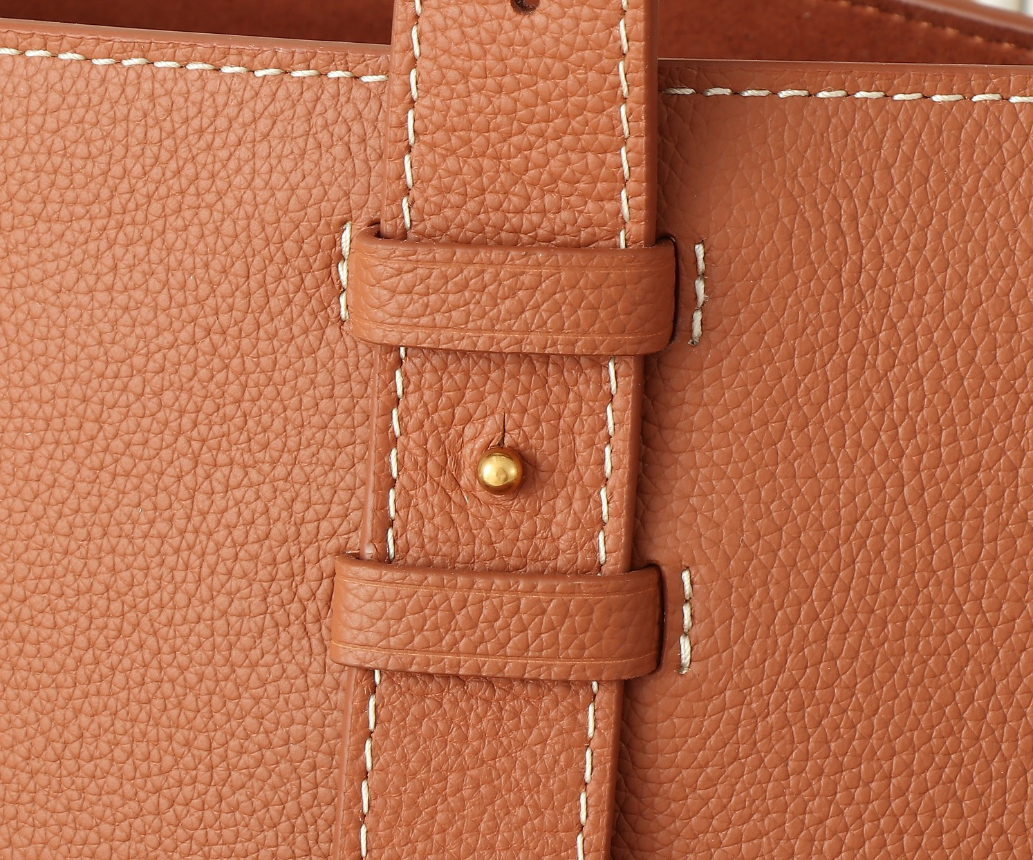 LV Low Key Cabas MM M25342 47x30x14cm