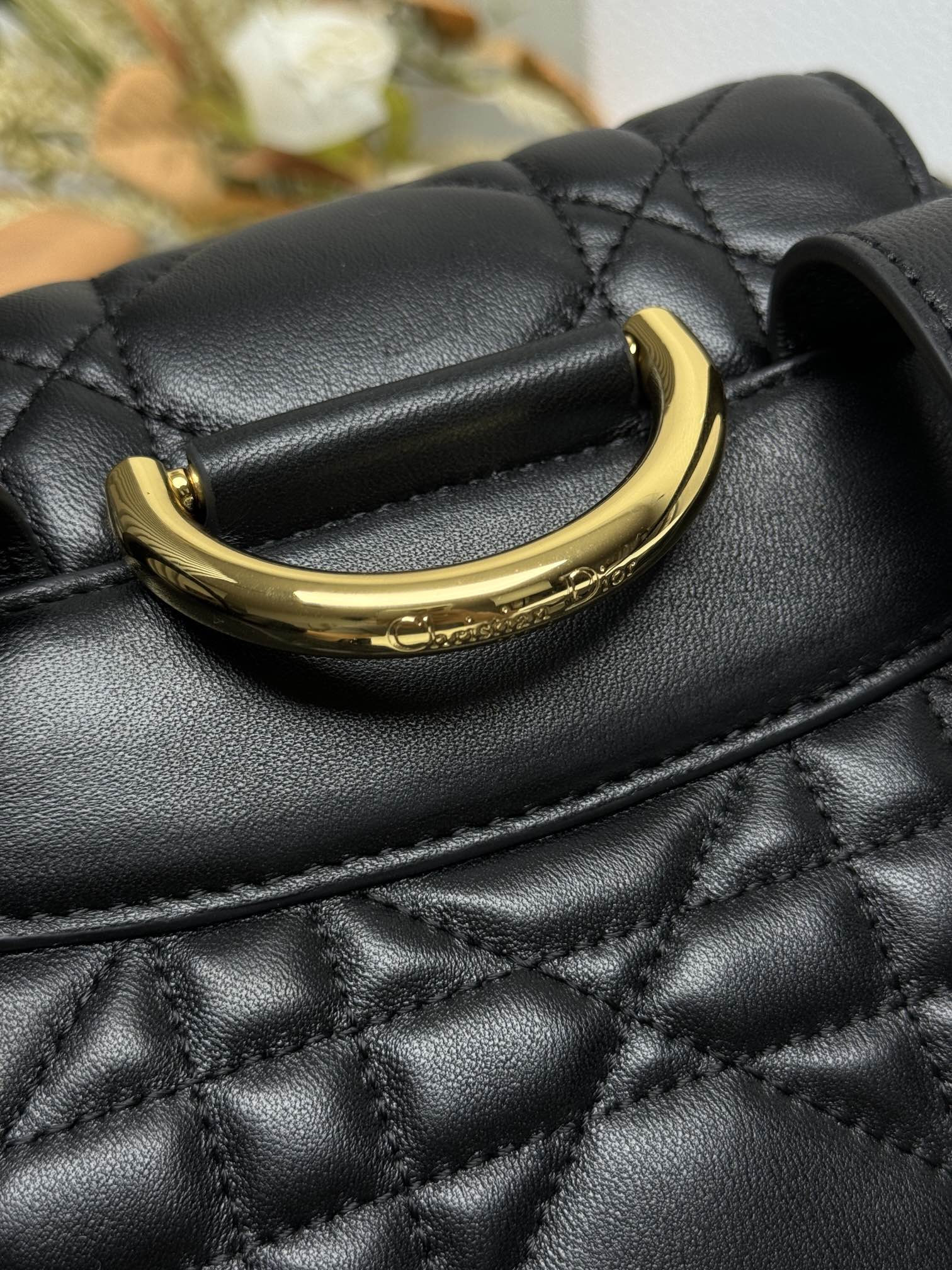 D*0r Caro Backpack Medium 23 x 26.7 x 12.5 cm