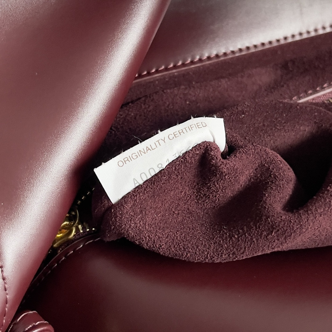 Bo*te*ga Ve*ne*ta Liberta 23 x 35 x 6cm