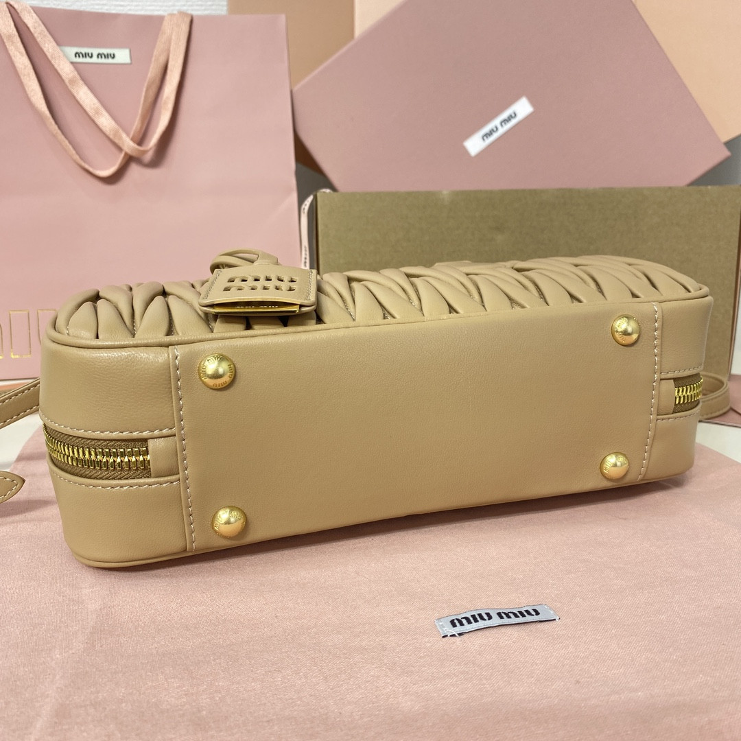 Miu Miu Arcadie matelassé nappa leather bag 12x27x9cm