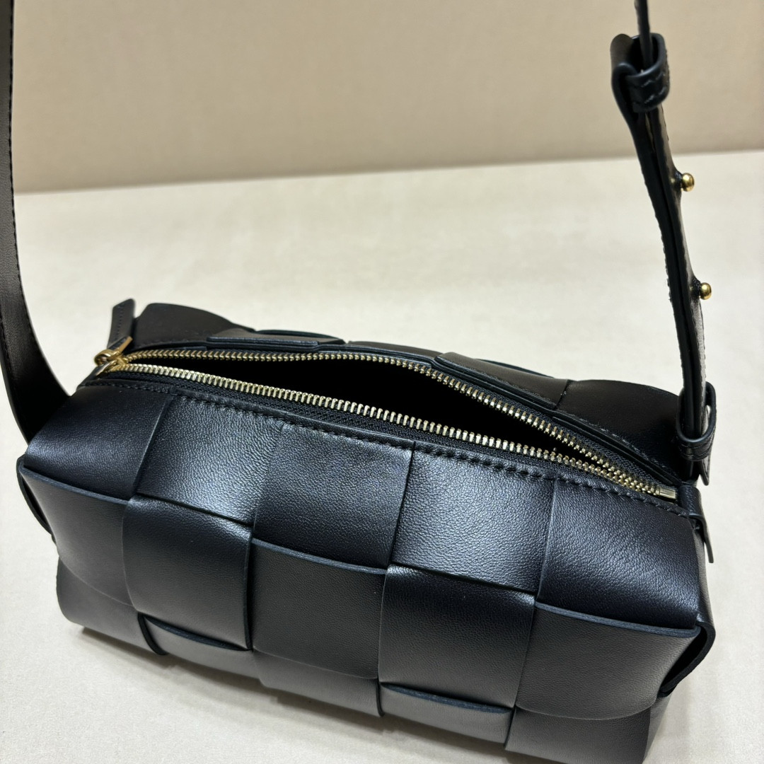 L0ew* Small Brick Cassette 23.5x10x10cm