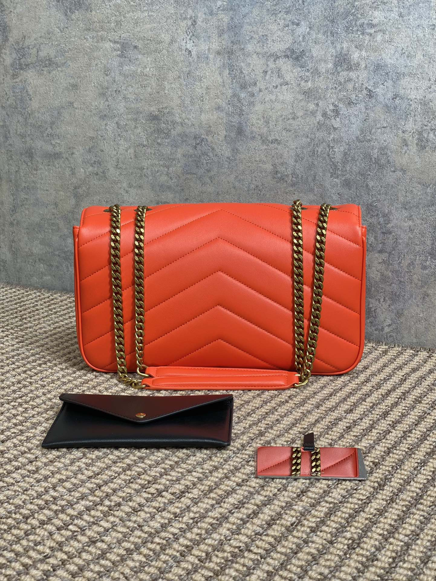 Y*L LOULOU medium in MATELASSÉ lambskin 29x17x8cm