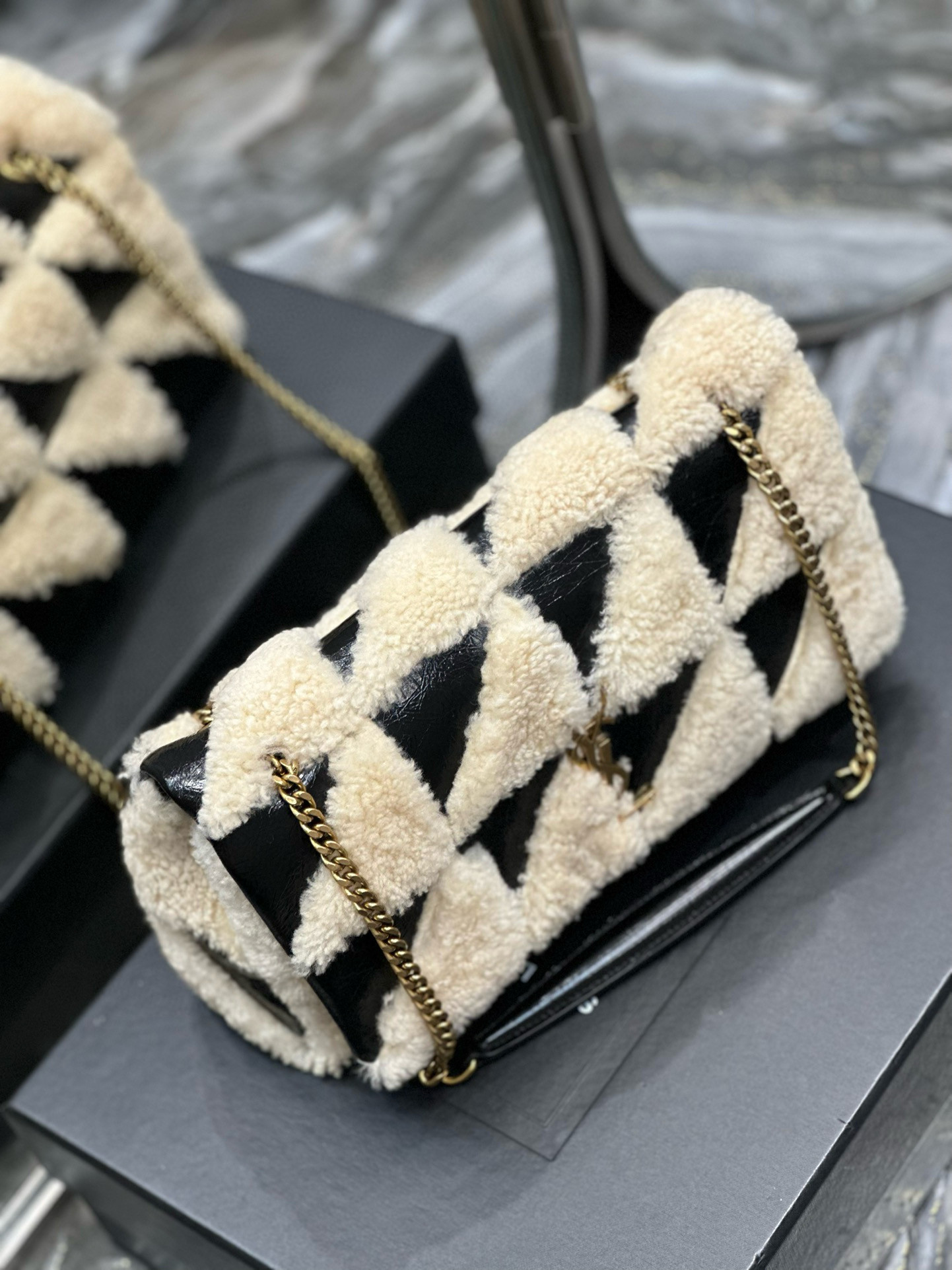 Y*L Jamie Medium 25×15×7.5cm