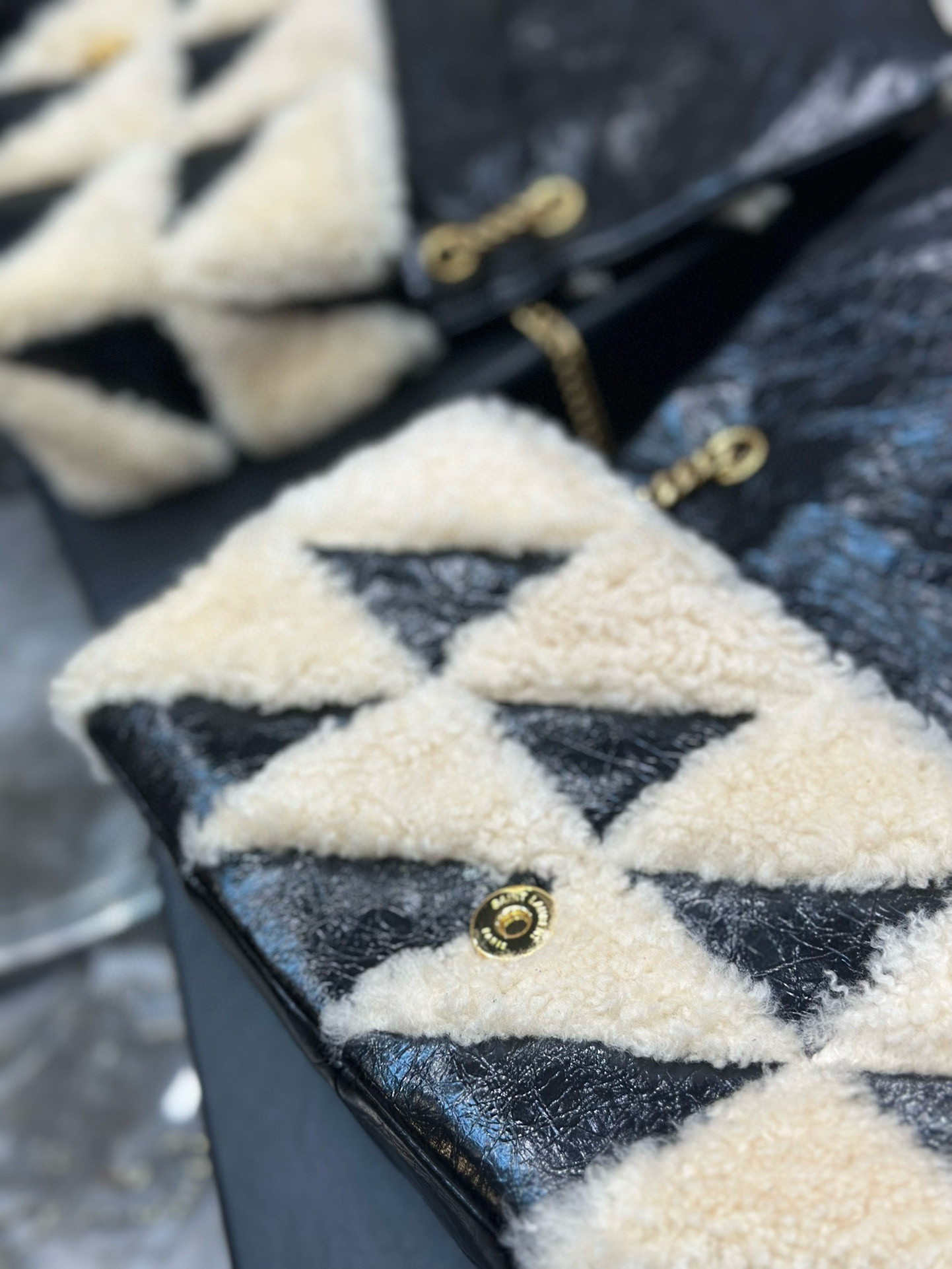 Y*L Jamie Medium 25×15×7.5cm