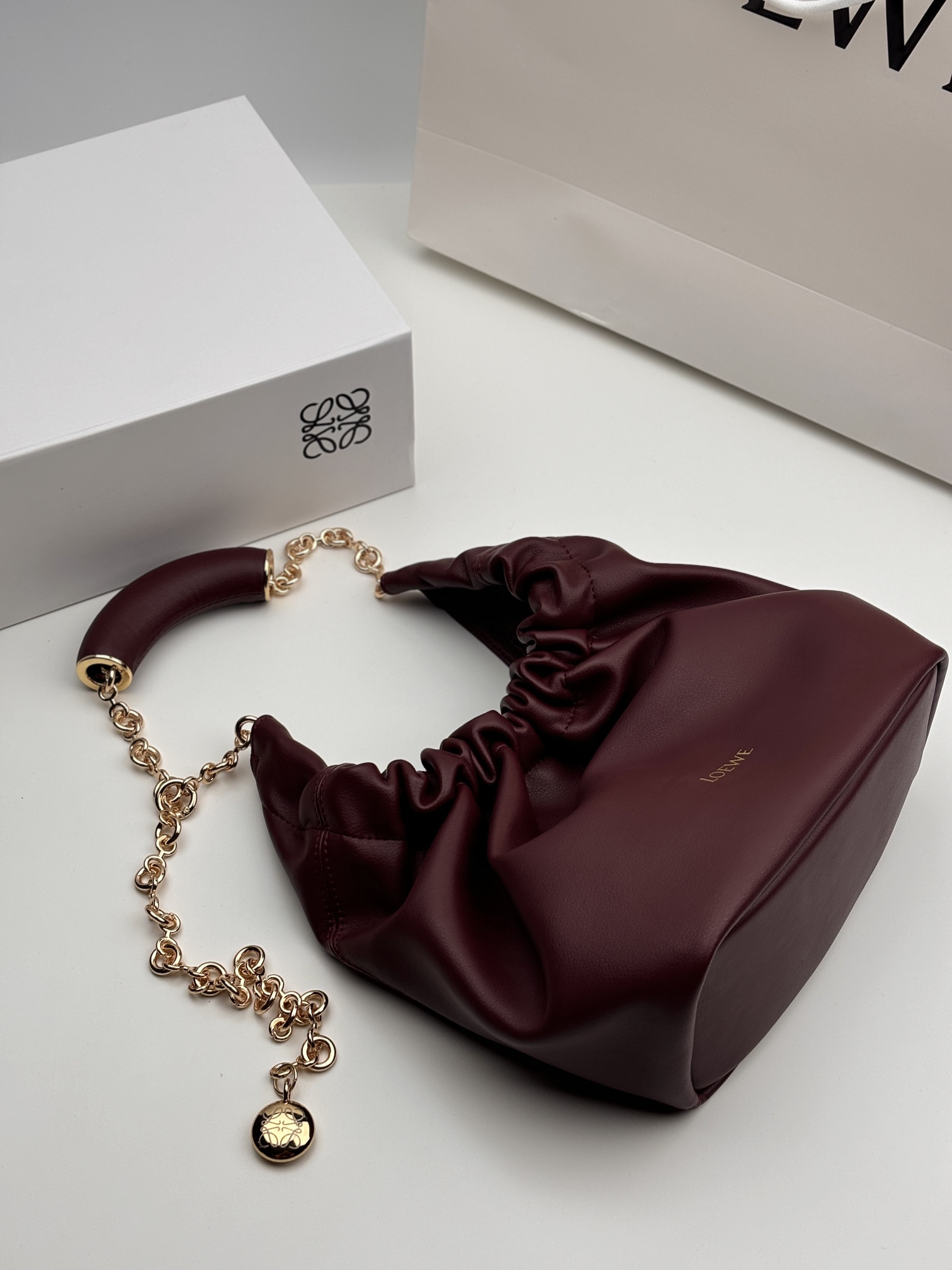 L0ew* Medium Squeeze bag in mellow nappa lambskin 34x33x13.5cm