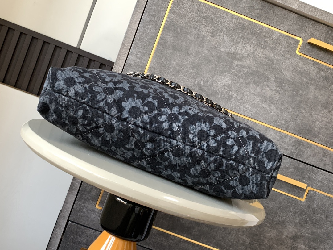 Ch*el 22 HANDBAG 39×42×8cm