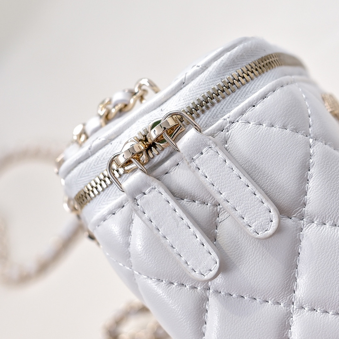 Ch*el Small Vanity with Chain 8.5x11x7cm