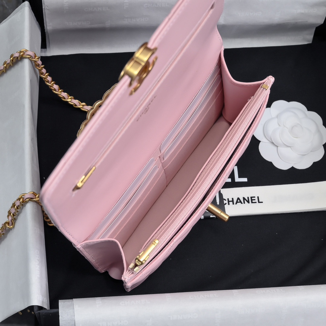 Ch*el Clutch With Chain 19cm
