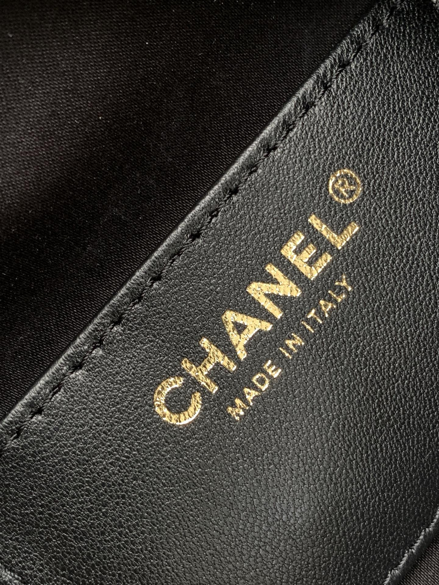 Ch*el 25C Bucket Hobo Bag AS5231 40x30x15cm