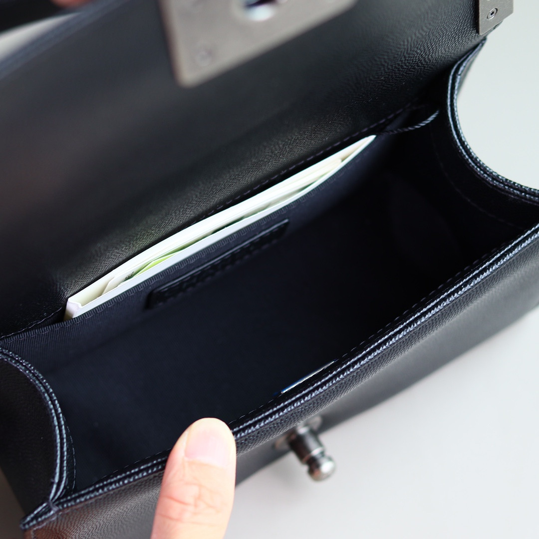 Ch*el Small BOY Handbag A67085 12x20.5x8.5cm