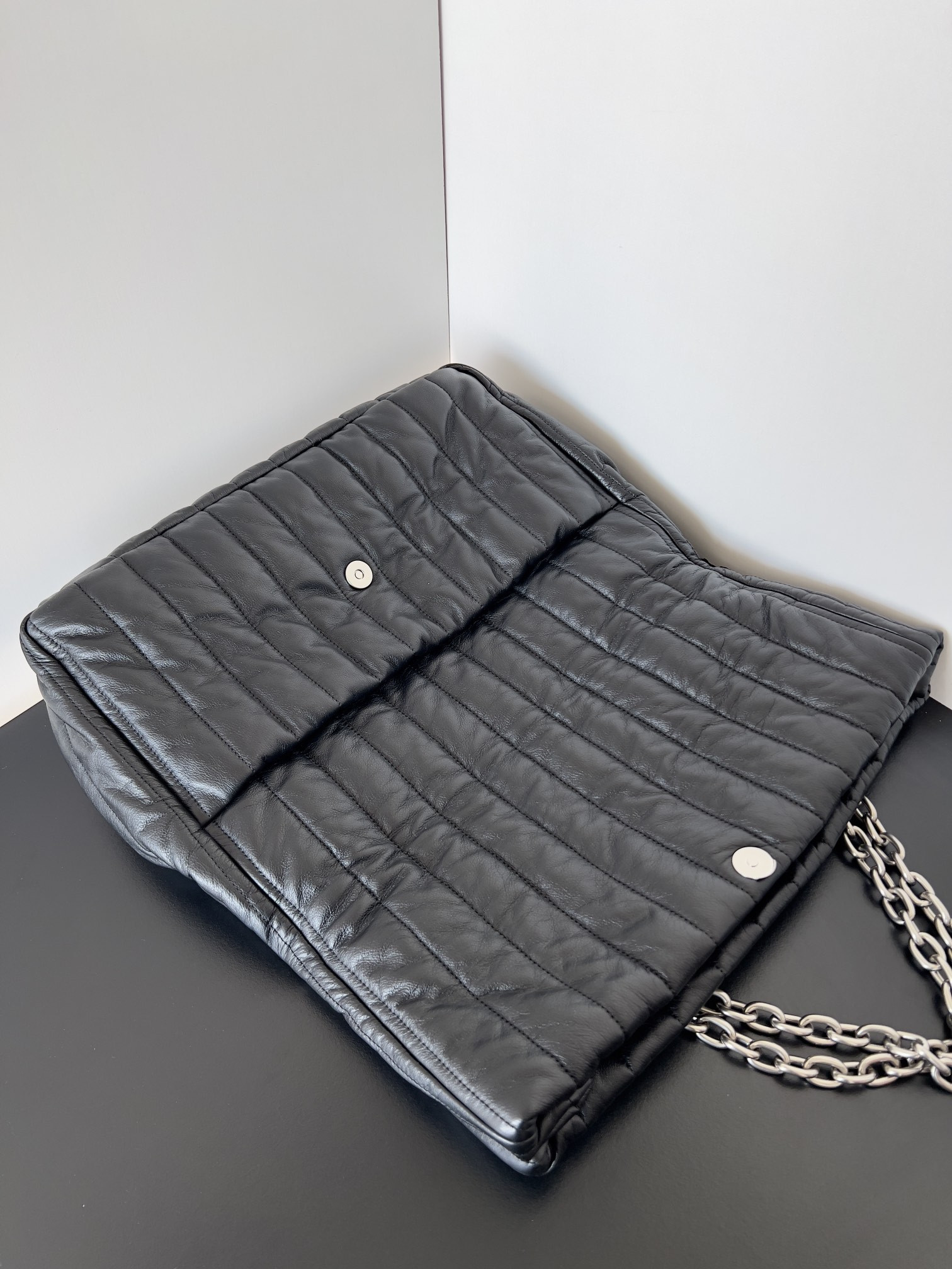Ba*len*cia*ga Monaco Chain Bag Medium 32.5x22x9.9cm