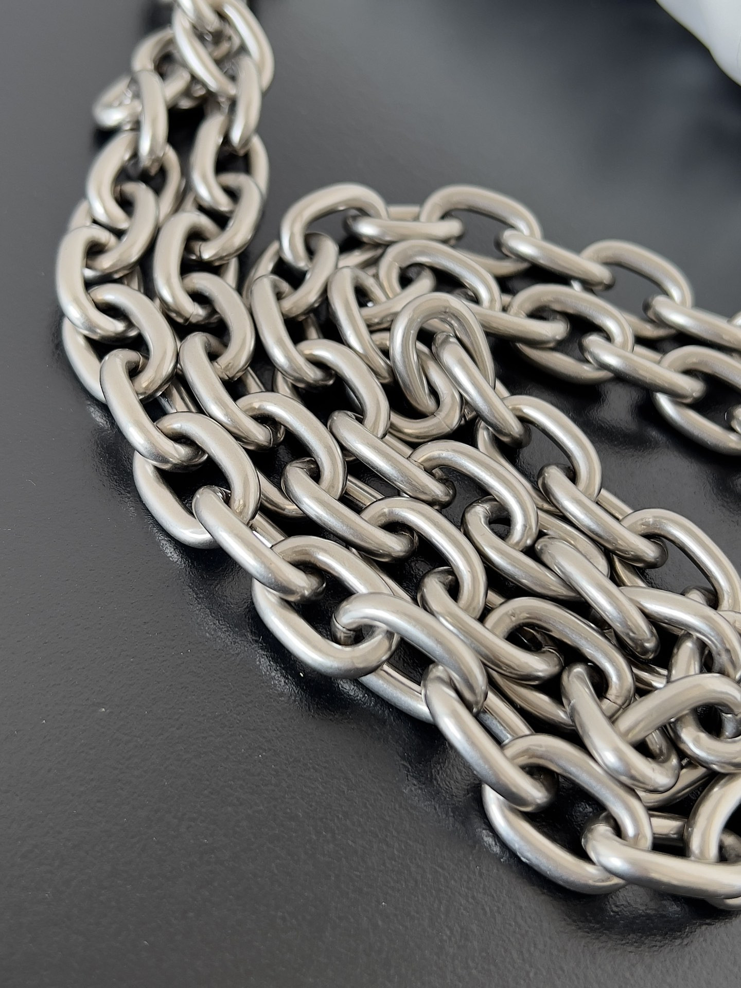 Ba*len*cia*ga Monaco Chain Bag Medium 32.5x22x9.9cm