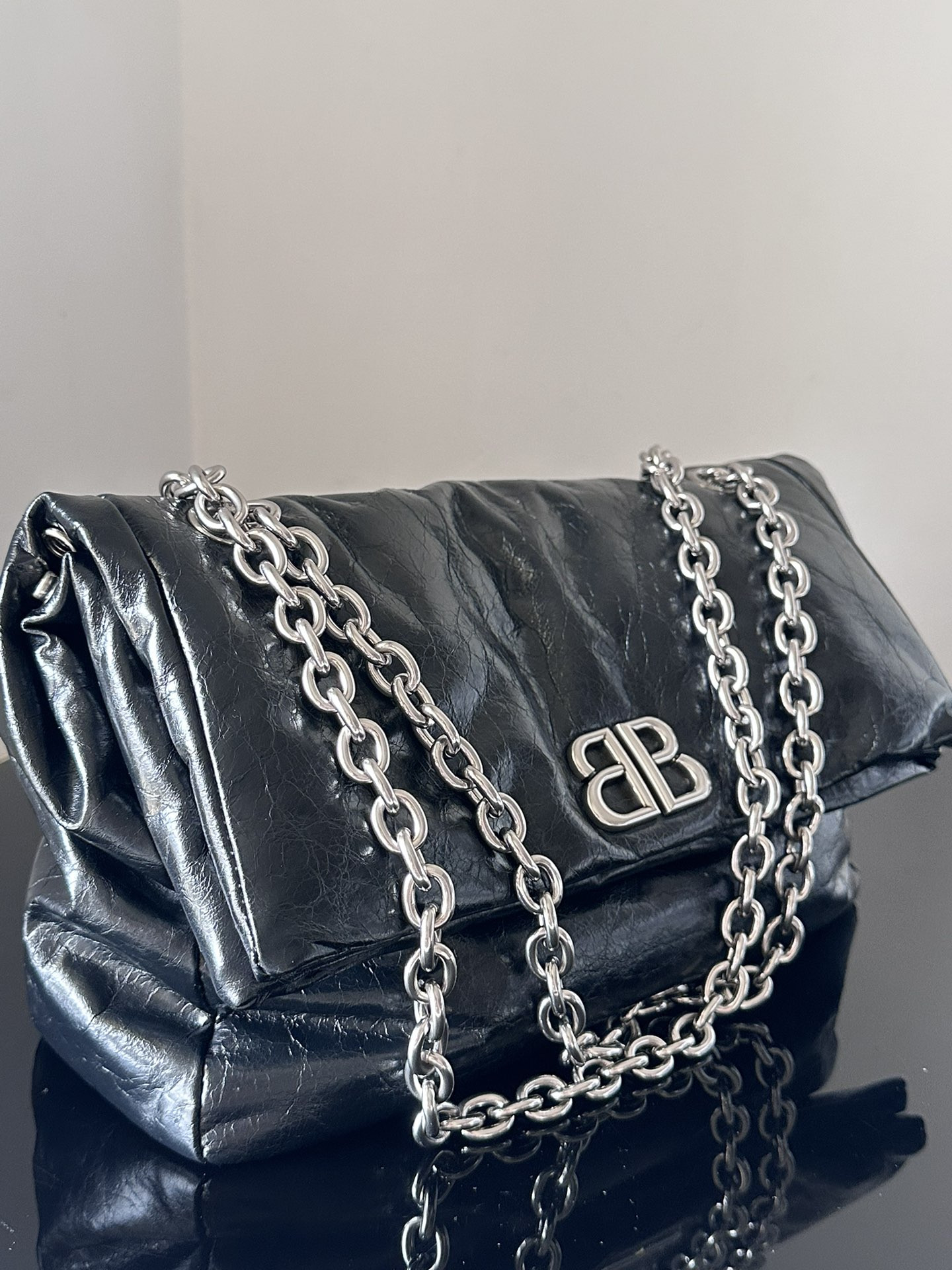 Ba*len*cia*ga Monaco Chain Bag Small 27.9x18x9.9cm
