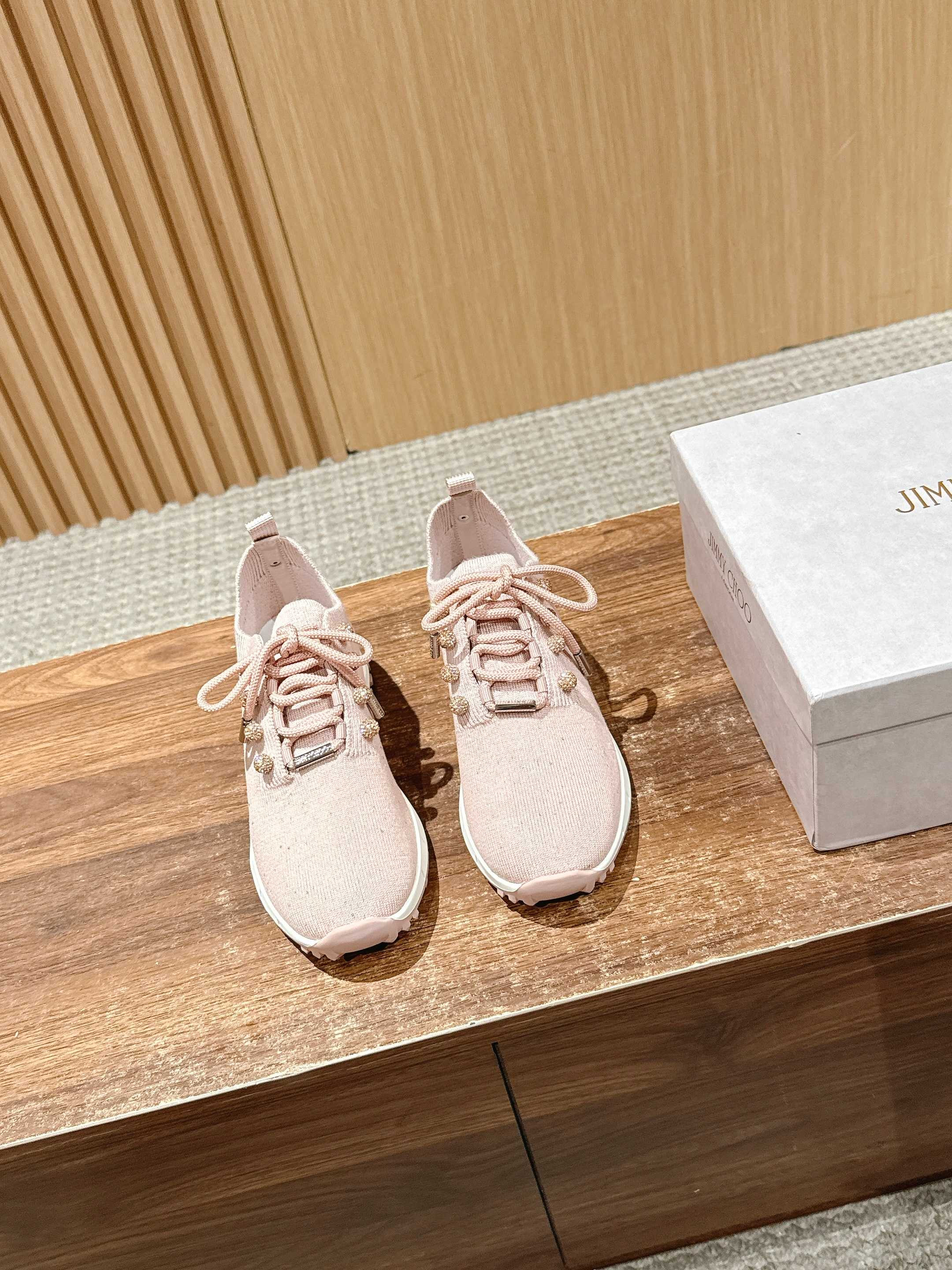 UA Ji*y Ch* Casual Sneakers